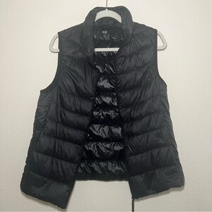 Uniqlo Women's Lightweight Down Vest